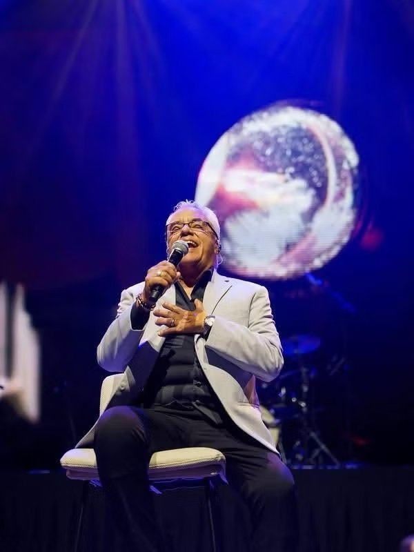 Danny Berrios será reconocido con el Premio Águila Influencia Hispana por su legado en la música cristiana
